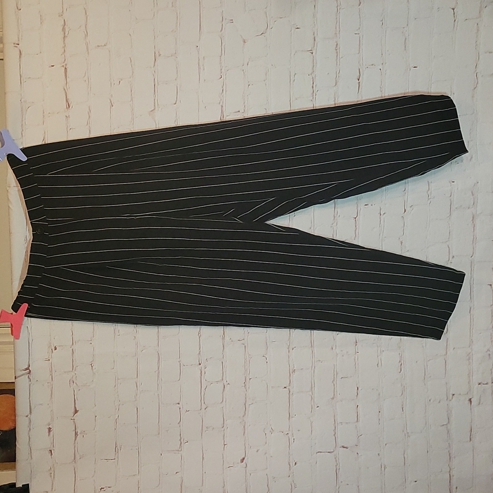 H&M Divided pinstriped black and white wide leg pants women 42 / 10 size
